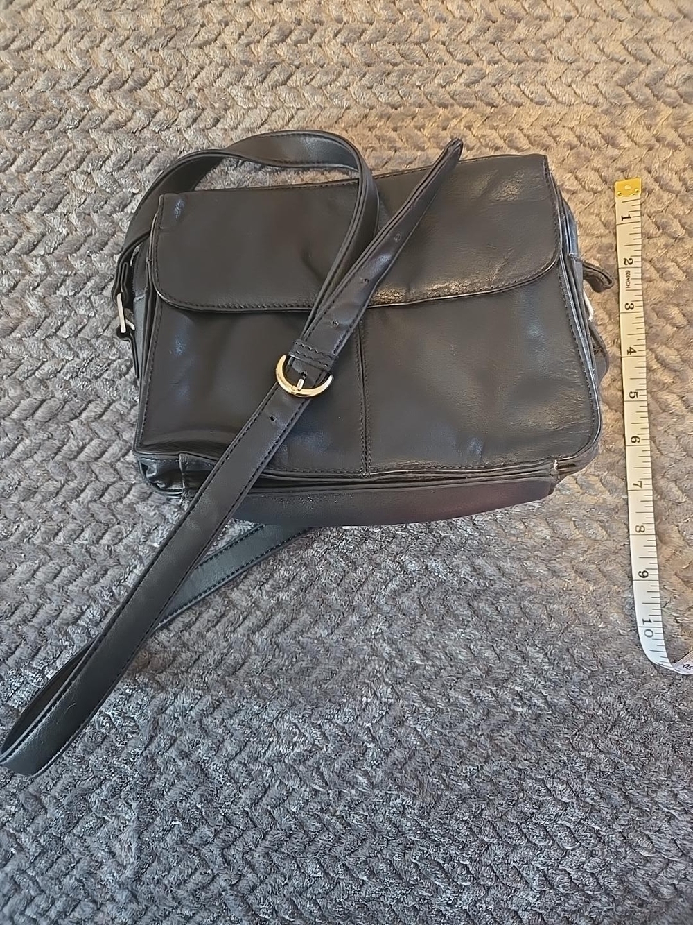Black Leather Crossbody Shoulder Bag Adjustable Strap Vintage Style Purse